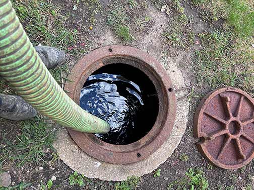 professional septic tank pumping