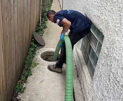 Catch basin pumping service in Berwyn Illinois storm drain maintenance completed