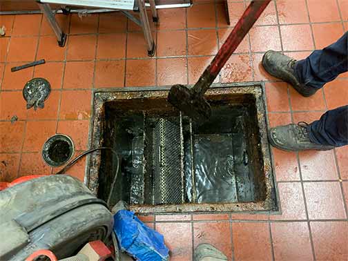 professional grease trap cleaning and hydro jetting