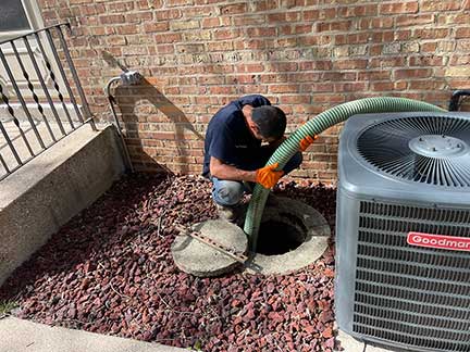 Local plumber in Forest Park Illinois performing plumbing repair and maintenance services