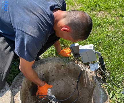 Local plumber in Homer Glen Illinois performing plumbing repair and maintenance services