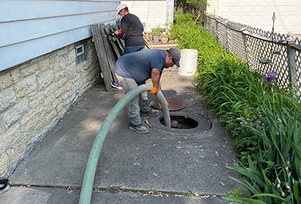 Professional plumber in River Forest Illinois providing residential plumbing services