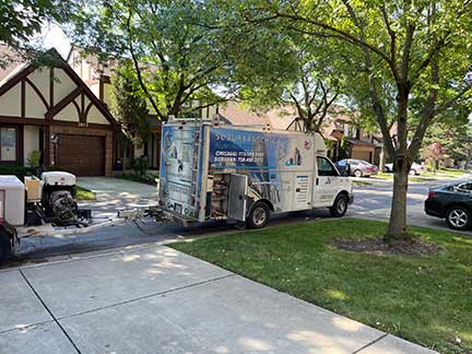 Professional plumber in Tinley Park Illinois providing residential plumbing services